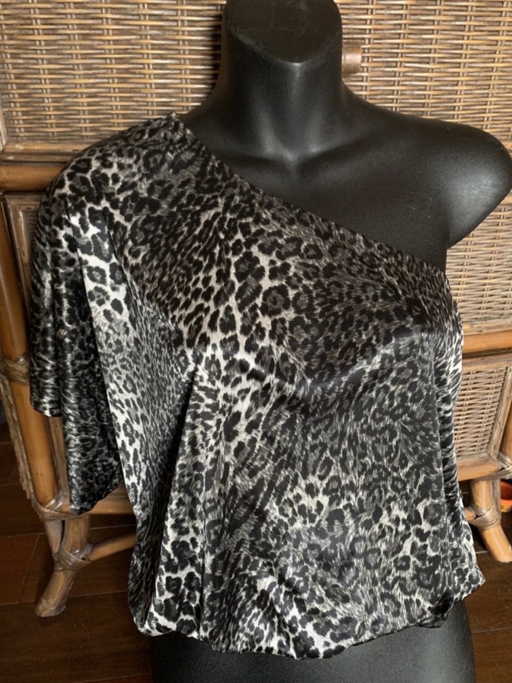 Rampage One-Shoulder Leopard Print Tunic - Black & Gray